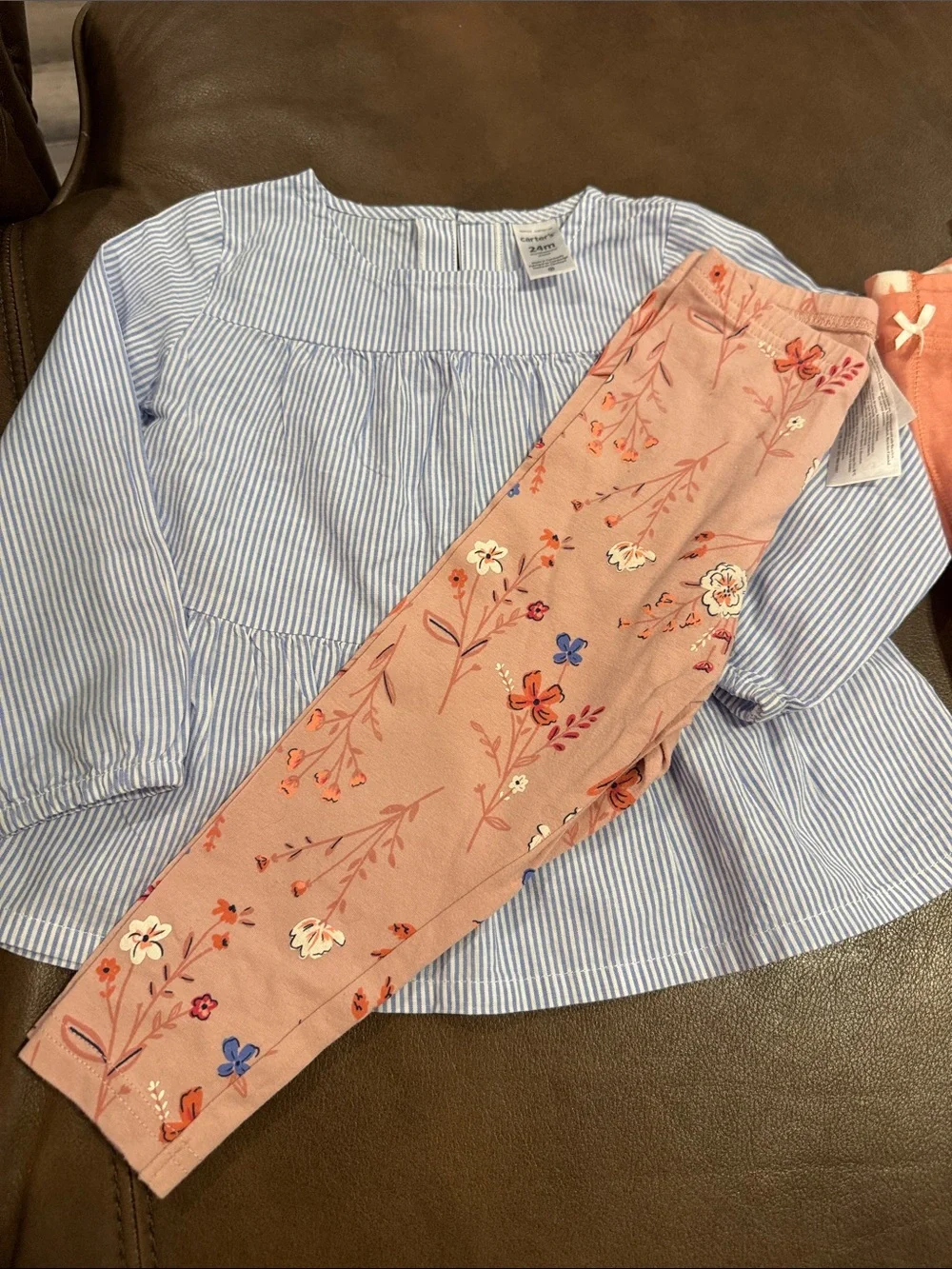 Carters 24 months bundle - Picture 4 of 6